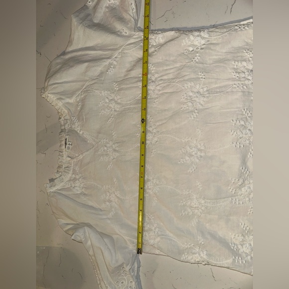 Kindred White Embroidered Eyelet Blouse Half Sleeves Large Petite - Picture 4 of 7